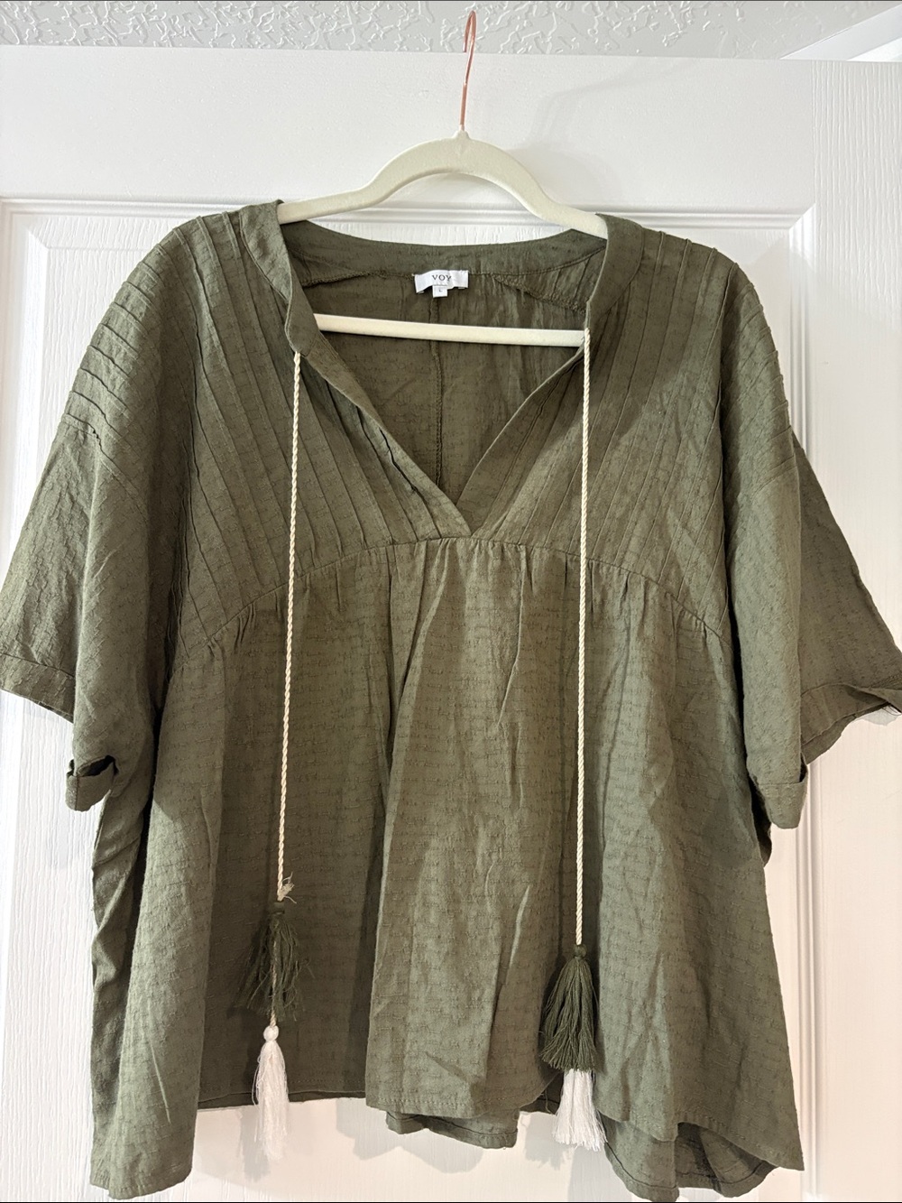 VOY Olive Green V-Neck Tassel Tunic Top